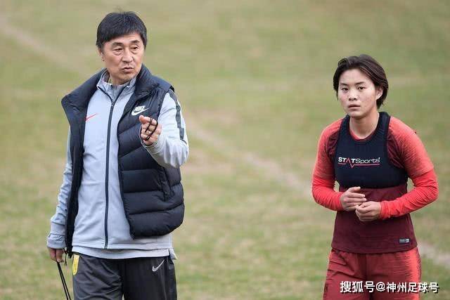 英超-努涅斯补时梅开二度 利物浦2-0布伦特福德